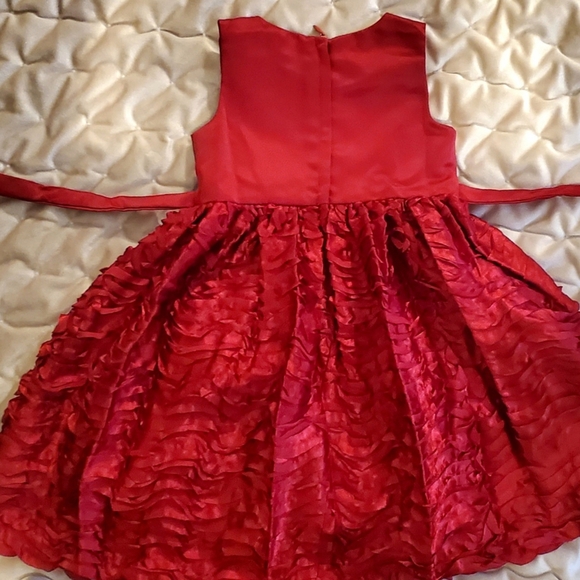 Christmas or Paegent gown for toddler - Picture 5 of 5
